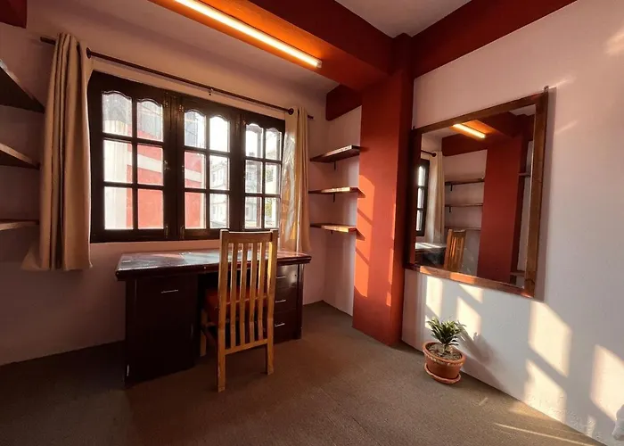 Manjusri Avasa Apartment *